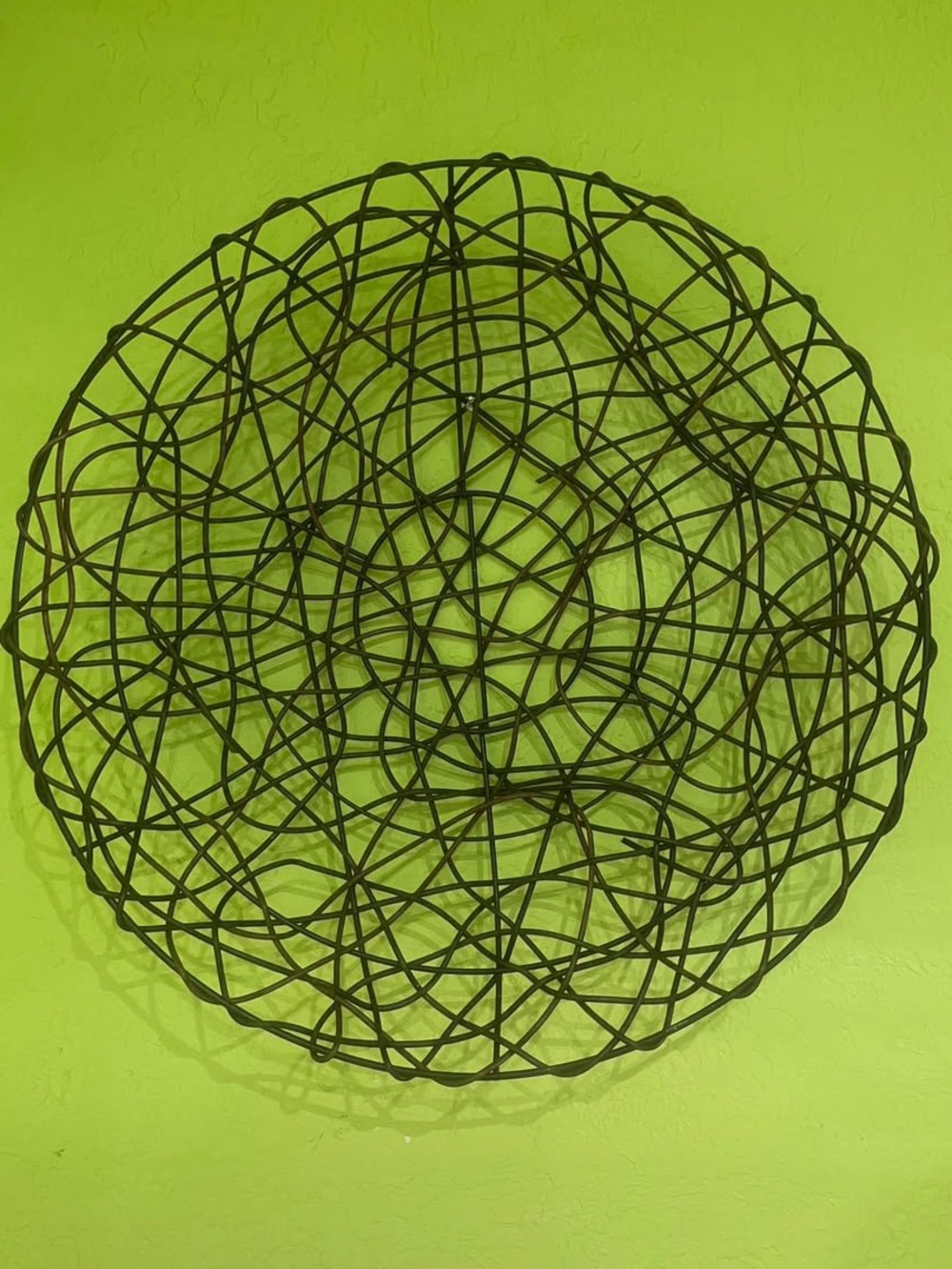 Vintage 90’s Crate&barrel contemporary rustic wire wall hanging bowl basket
